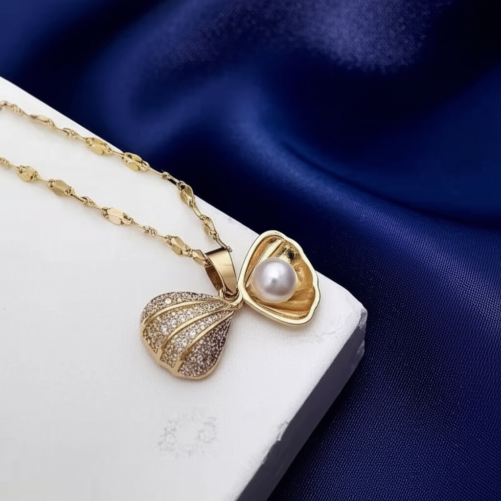 Capri Shell Necklace