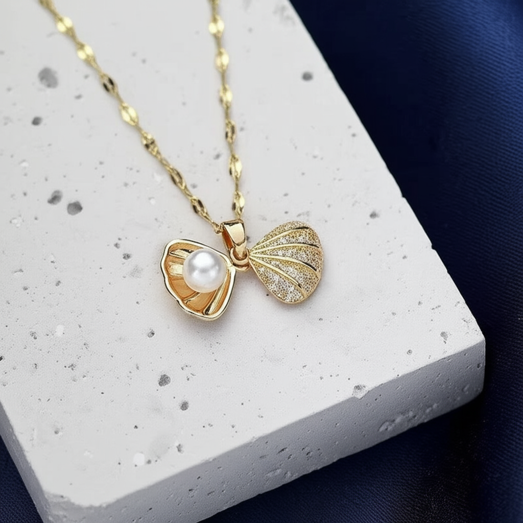 Capri Shell Necklace